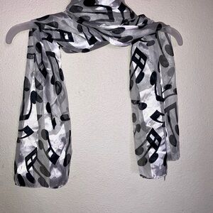 Musical Note Pattern‎ Scarf